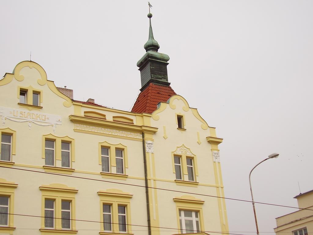 Hotel U Sladku Prag Exterior foto
