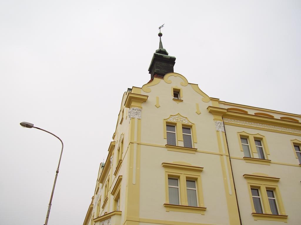 Hotel U Sladku Prag Exterior foto