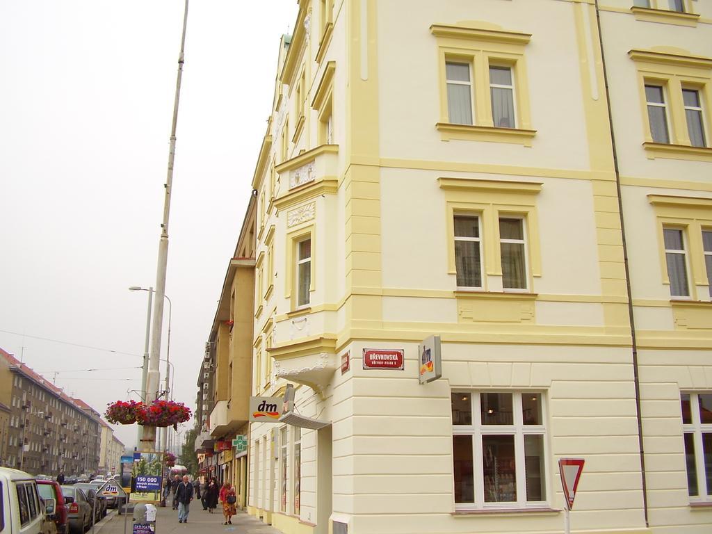 Hotel U Sladku Prag Exterior foto